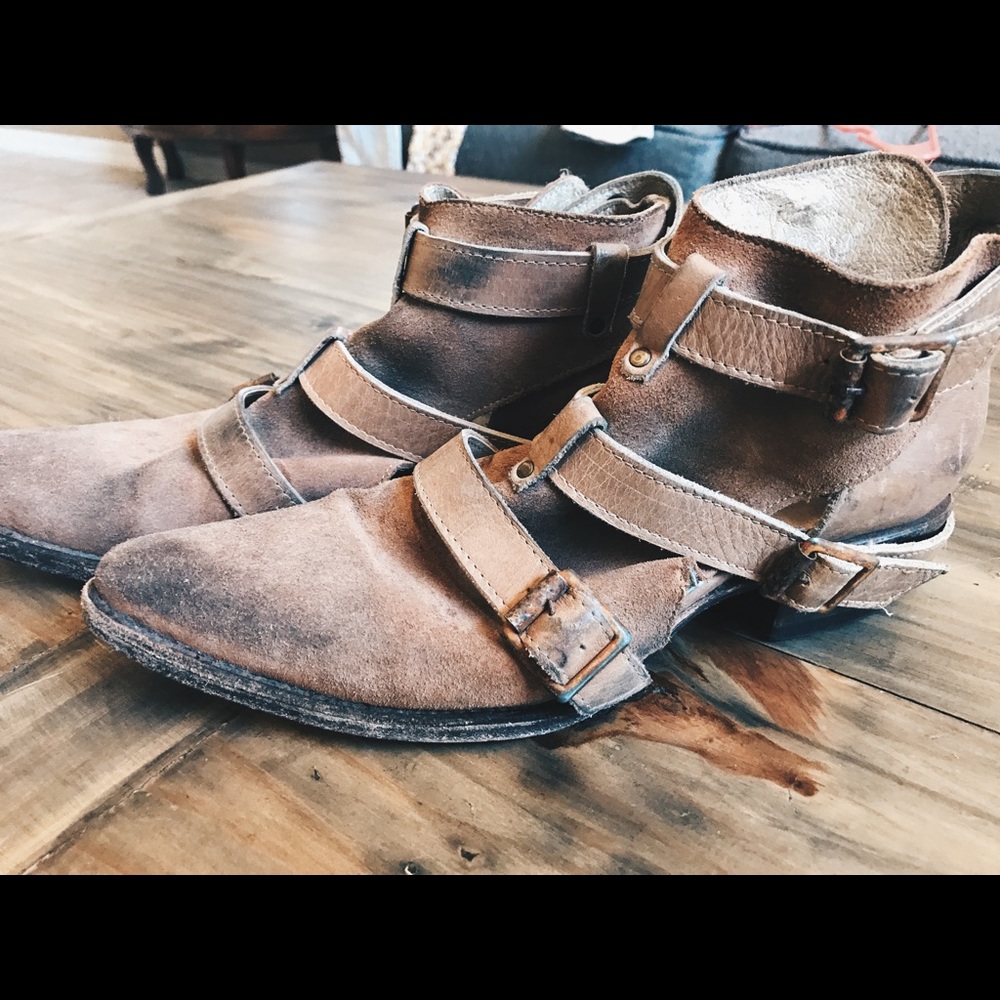 FreeBird by Steven leather boots